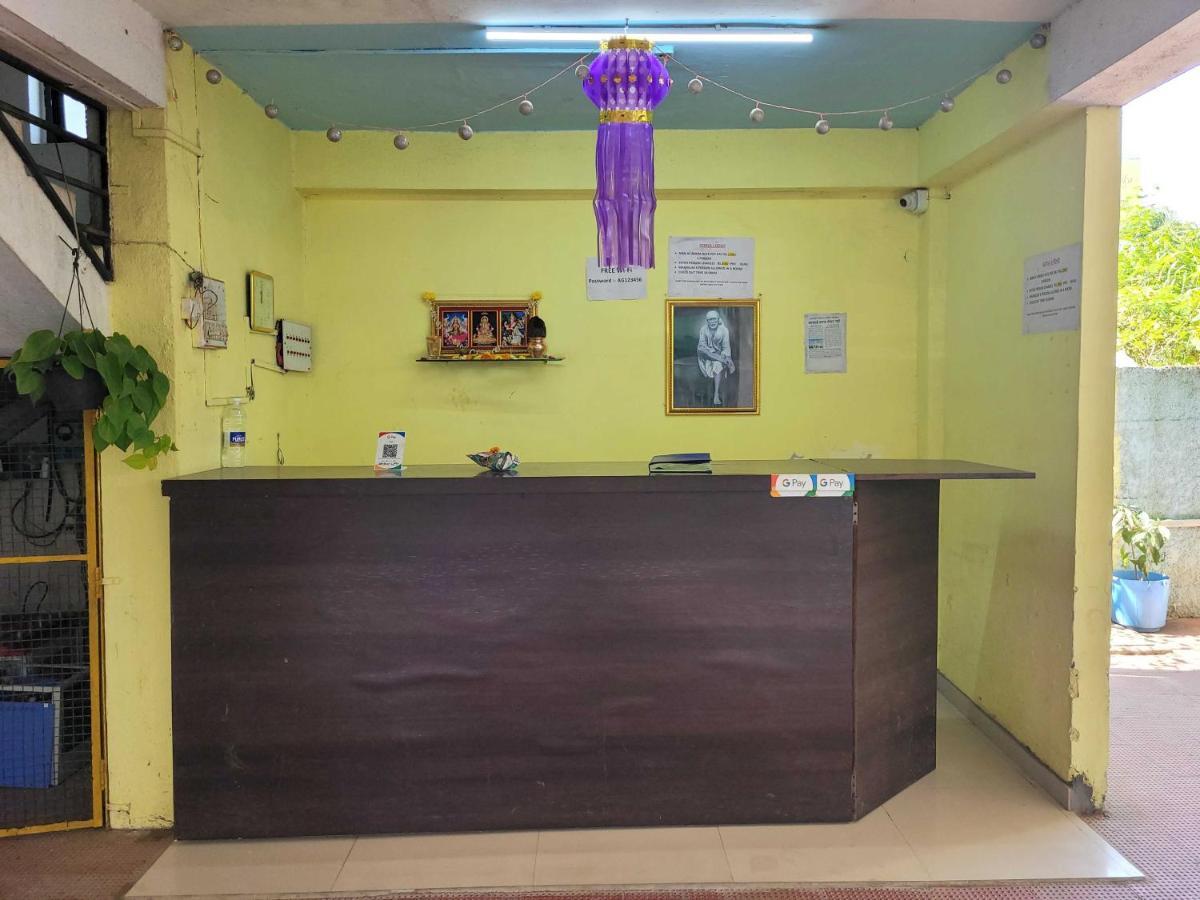 Spot On 72974 Gokul Lodge Pune Exterior photo